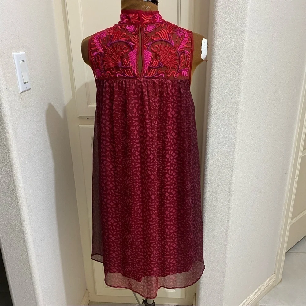 Anthropologie Niki Tlahajan Womens Shift Dress Red Floral Keyhole Embroidered 6